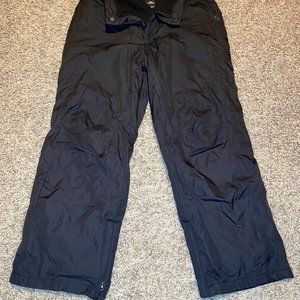 Black snow pants
